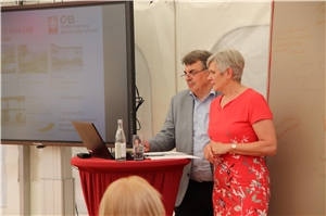 25 Jahre CAB Caritas Augsburg Betriebsträger gGmbH - GF Herbert Kratzer und GF Birgitta Hofmann 25 Jahre CAB Caritas Augsburg Betriebsträger gGmbH - GF Herbert Kratzer und GF Birgitta Hofmann