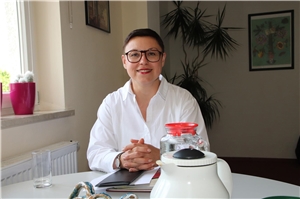 Marta Budna-Lamla Das Foto zeigt Frau Marta Budna-Lamla, die neue Leitung der Caritas-Suchtfachambulanz in Aichach.