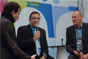 Am Donnerstag, 29. Mai beim Katholikentag auf der Caritas-Bühne und im Caritas-Dorf. Am Donnerstag, 29. Mai beim Katholikentag auf der Caritas-Bühne und im Caritas-Dorf.