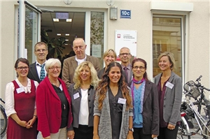 Konnten sich über die neuen Räume freuen: Das Team der Fachambulanz für Suchtprobleme Regensburg Konnten sich über die neuen Räume freuen: Das Team der Fachambulanz für Suchtprobleme Regensburg